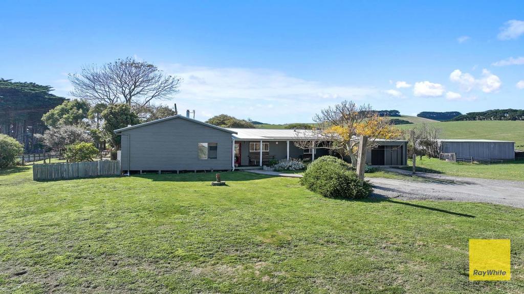 20 Larkin Rd, Fish Creek, VIC 3959