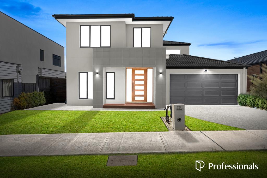 70 Viewbright Rd, Clyde North, VIC 3978