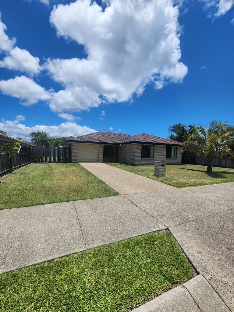 16 Emerald Park Way, Urangan, QLD 4655