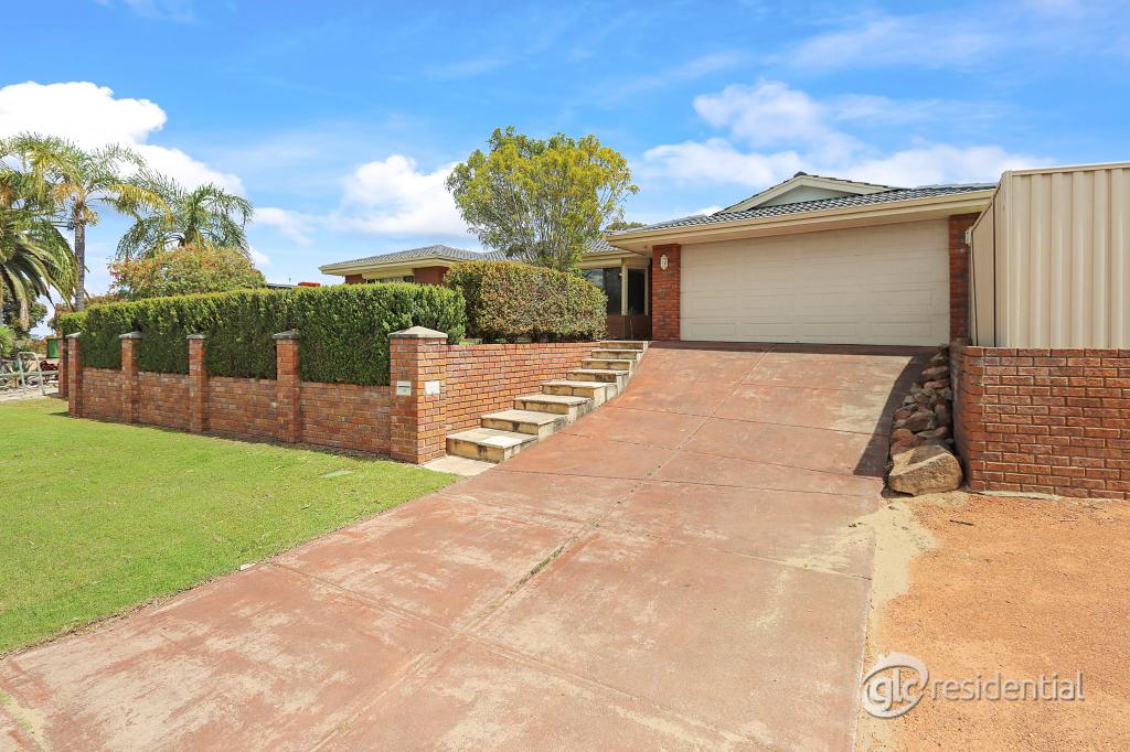 17 Marchant Dr, Bibra Lake, WA 6163