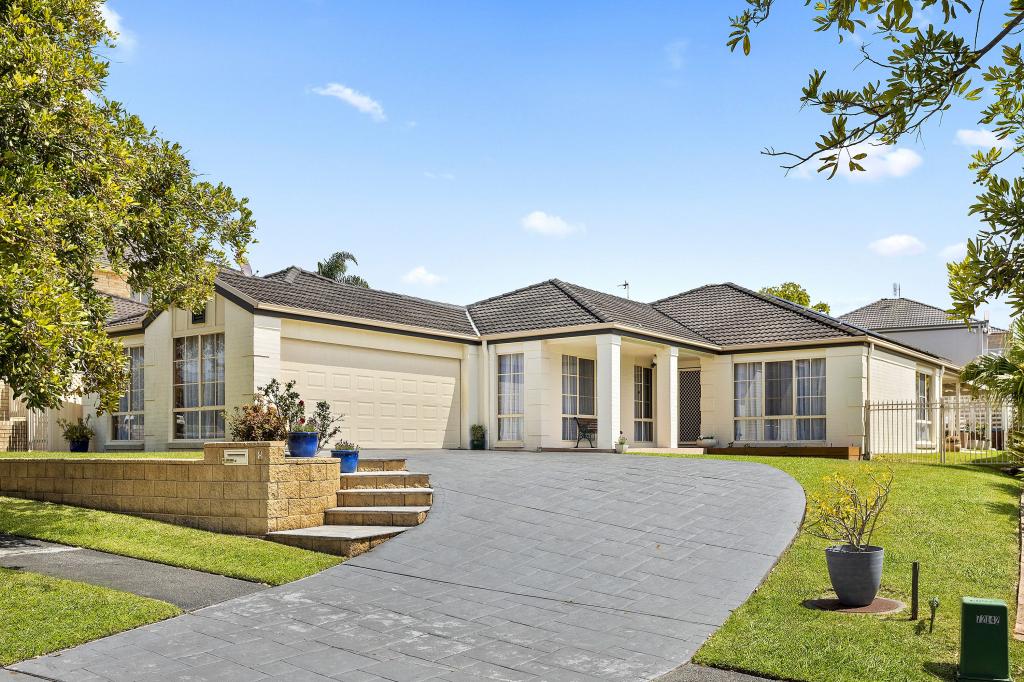 8 Southern Cross Bvd, Shell Cove, NSW 2529
