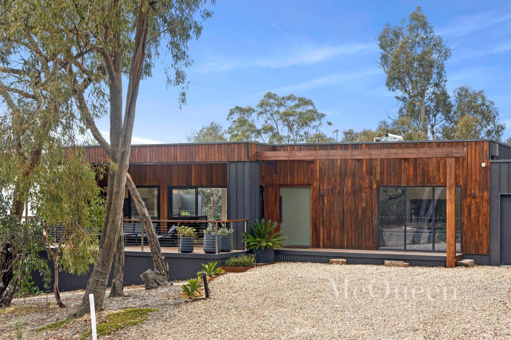 25 Golf Links Rd, Hepburn, VIC 3461