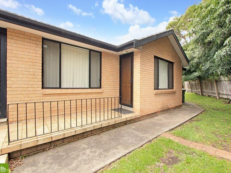 4/37 Kingsley Dr, Lake Heights, NSW 2502