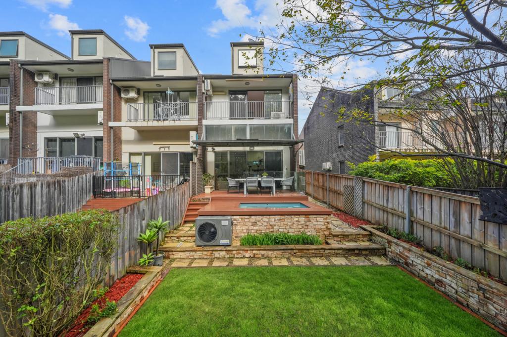 18/10-12 Carver Pl, Dundas Valley, NSW 2117