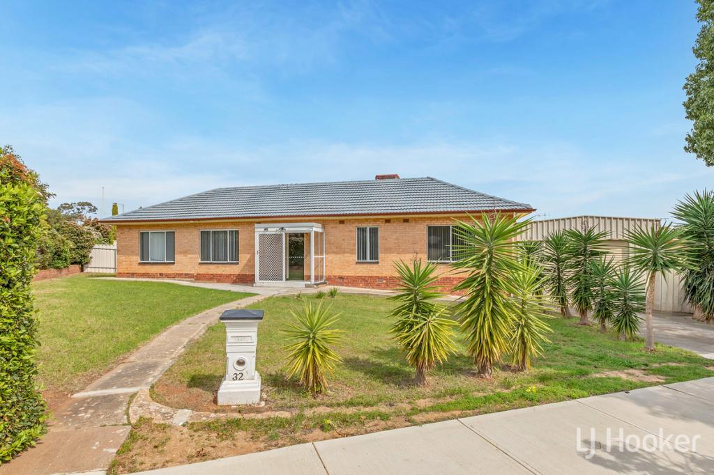 32 CONYNGHAM ST, ELIZABETH EAST, SA 5112