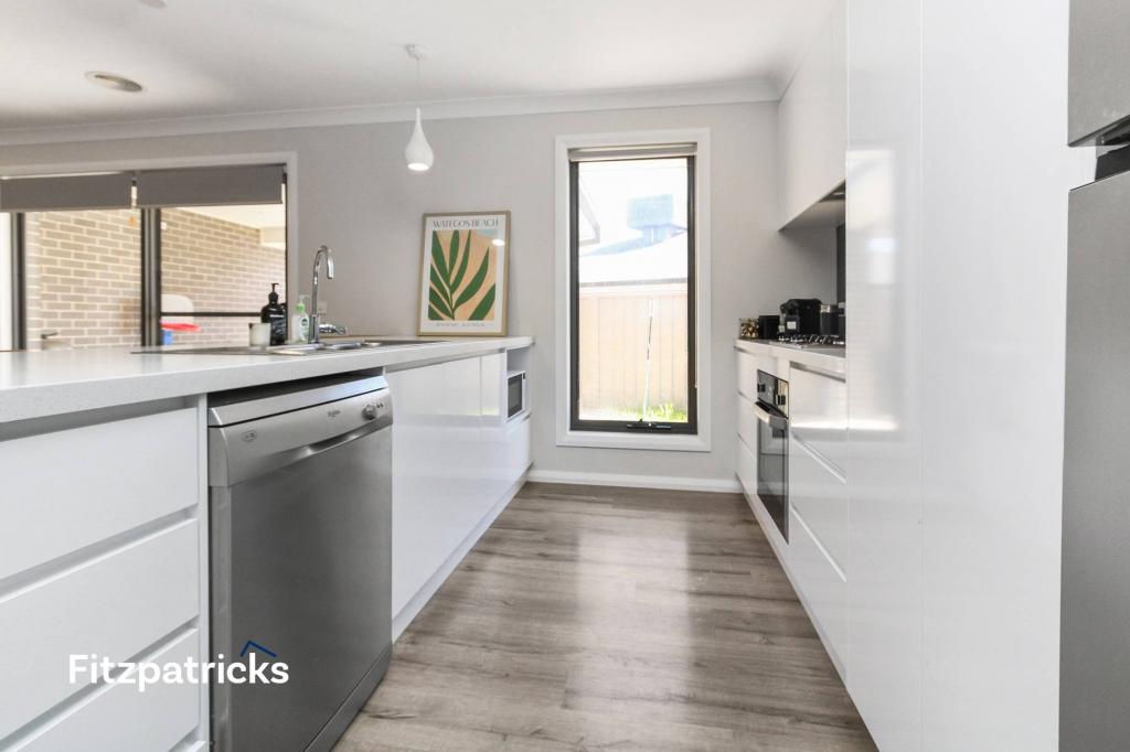 2 Opperman St, Boorooma, NSW 2650