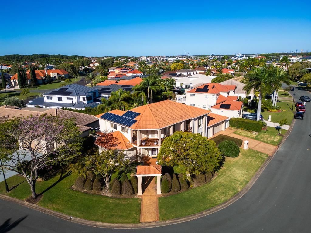 1629 Riverdale Dr, Hope Island, QLD 4212