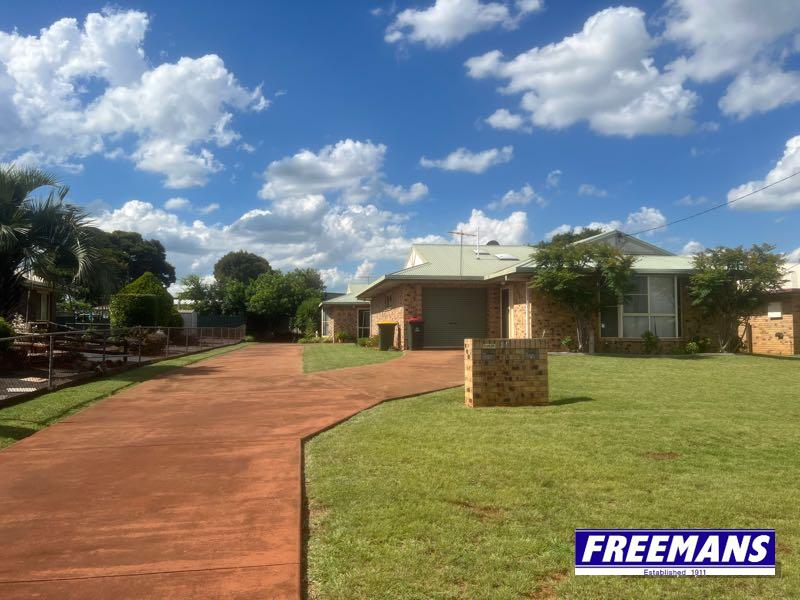 1/25 Windsor Cir, Kingaroy, QLD 4610