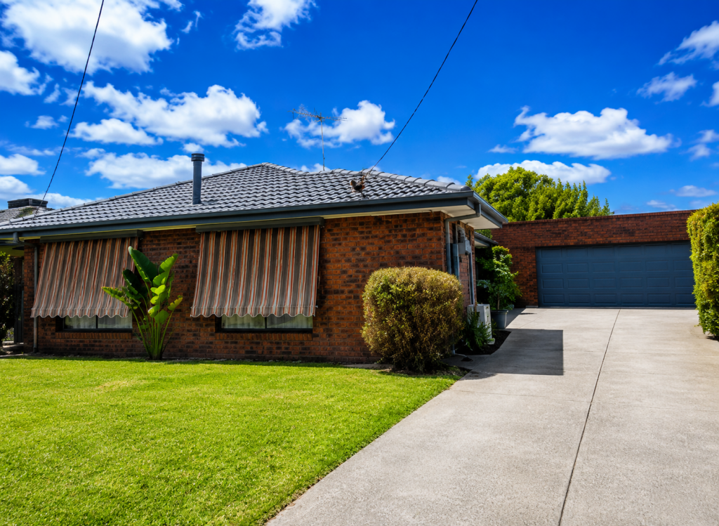 60 Meadow Glen Dr, Epping, VIC 3076