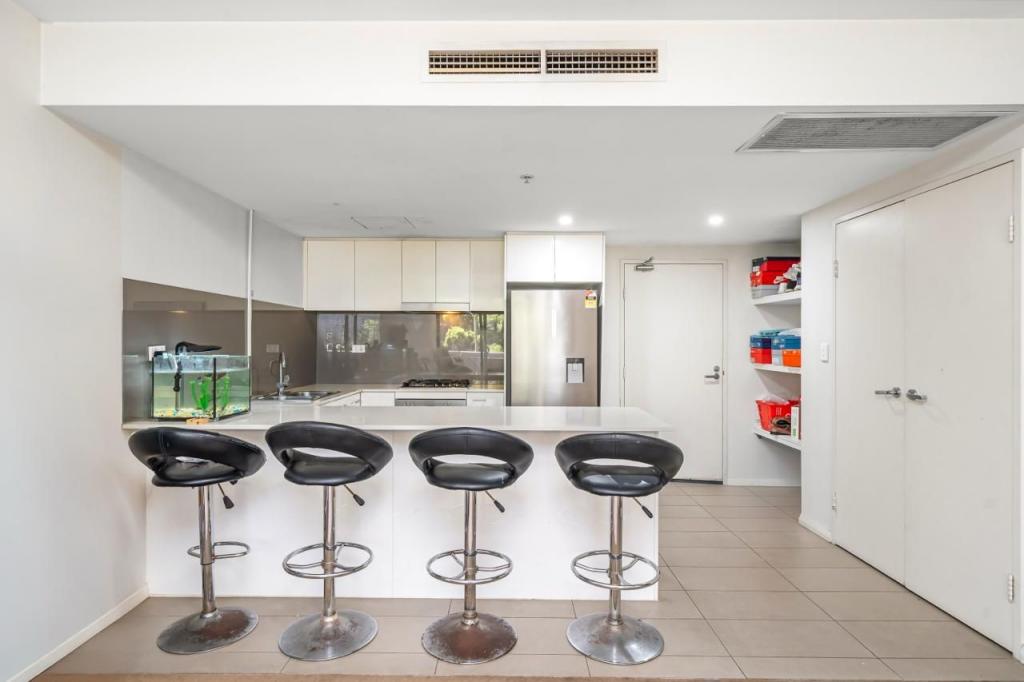 102/20-24 KENDALL ST, HARRIS PARK, NSW 2150