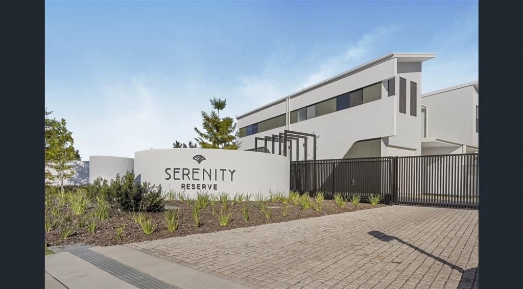 53/1 Lake Serenity Bvd, Helensvale, QLD 4212