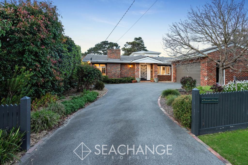 7 Roehampton Cres, Mount Eliza, VIC 3930