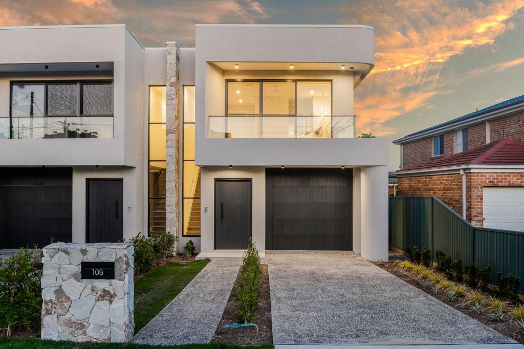 10B KIWONG ST, YOWIE BAY, NSW 2228