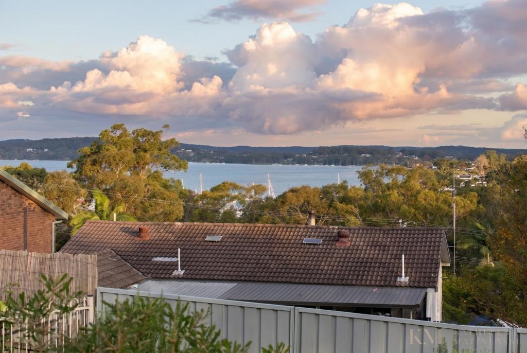 6 Rothley Gdns, Rathmines, NSW 2283