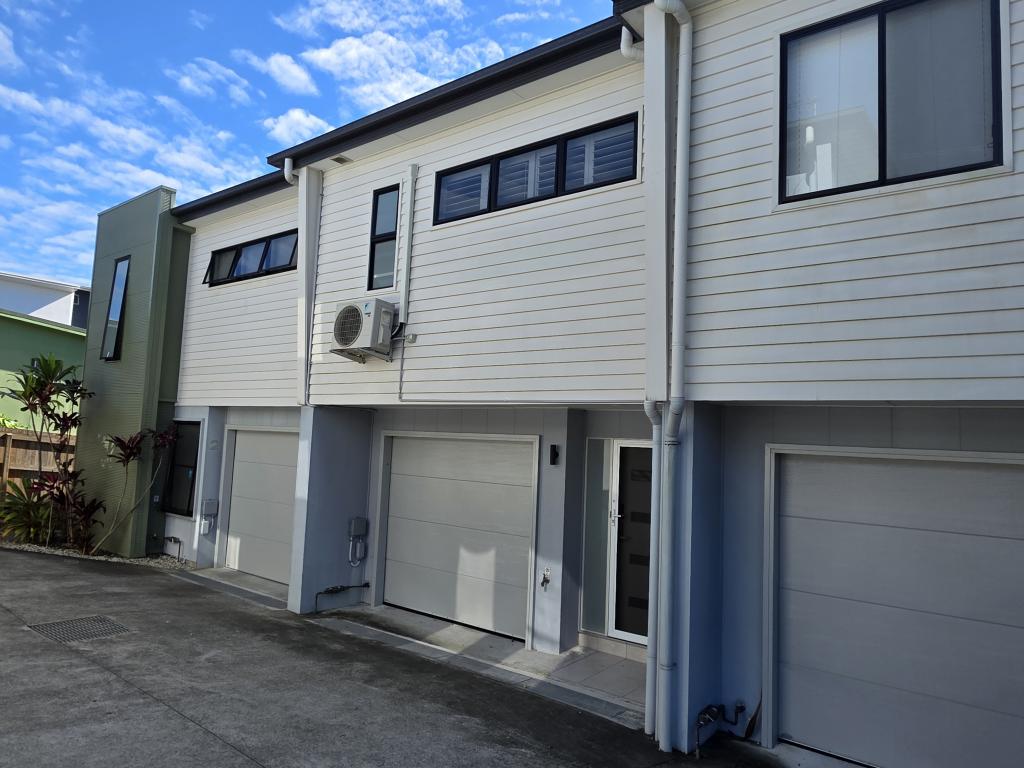 3/105 Falconer St, Southport, QLD 4215