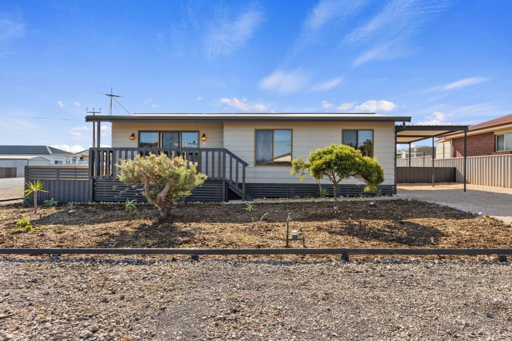 21 Giles St W, Coobowie, SA 5583