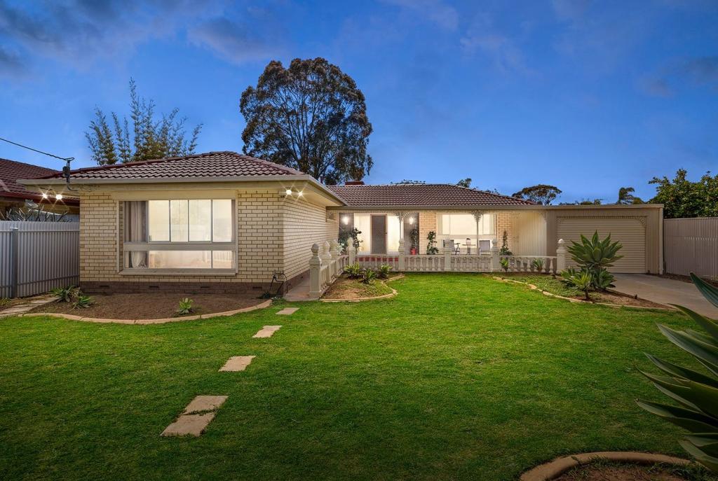 27 Wattle Gr, Parafield Gardens, SA 5107
