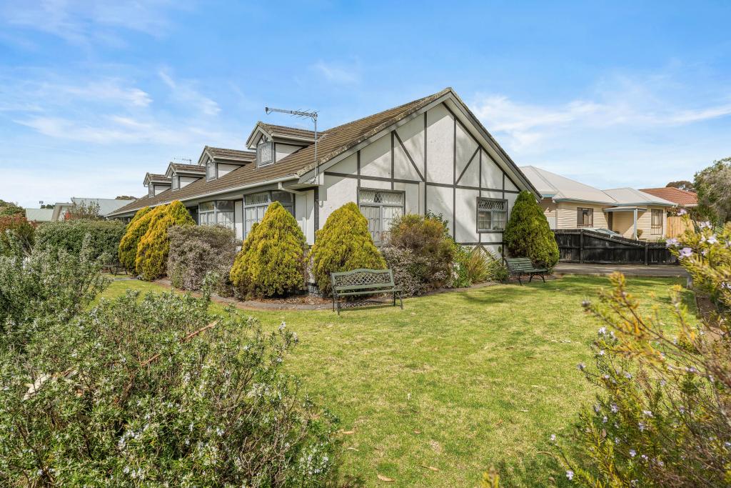 1/76 Wyndham Ave, Cowes, VIC 3922