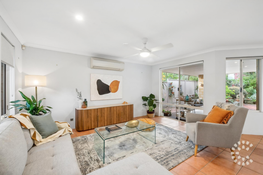 4a Wongan Ave, White Gum Valley, WA 6162