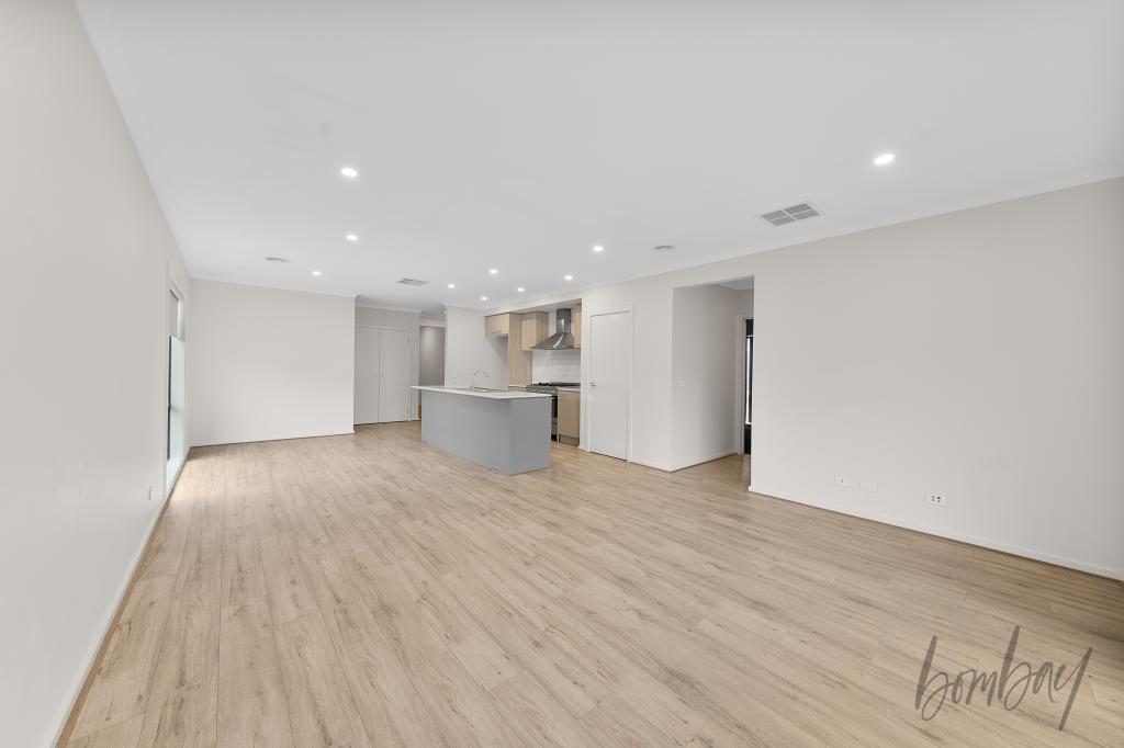 4 Bunting Cres, Kalkallo, VIC 3064