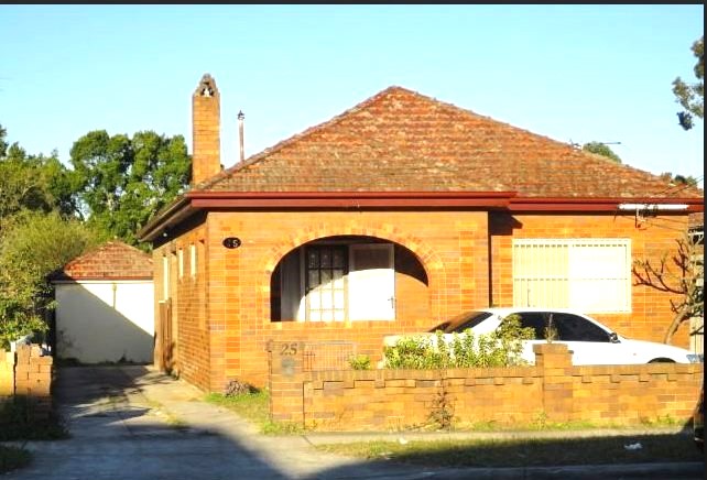 25 Greenwood Ave, Bankstown, NSW 2200