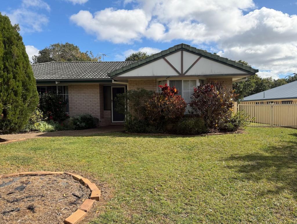 42 Boronia Ave, Daisy Hill, QLD 4127