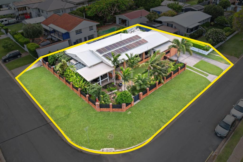 13 Peterson St, Scarborough, QLD 4020