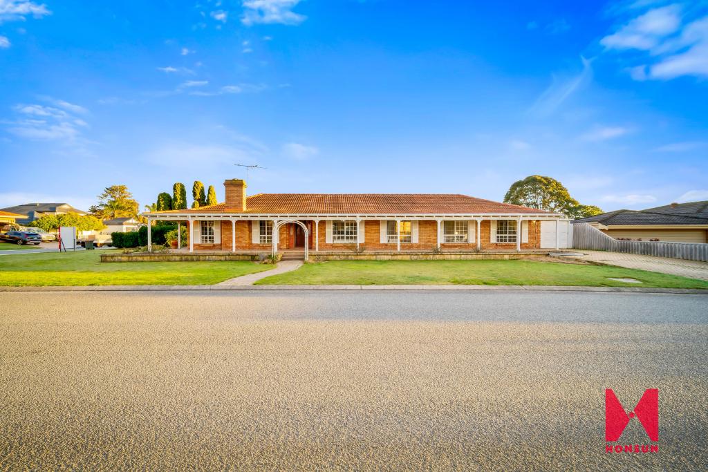 1 Green Vale Hts, Leeming, WA 6149