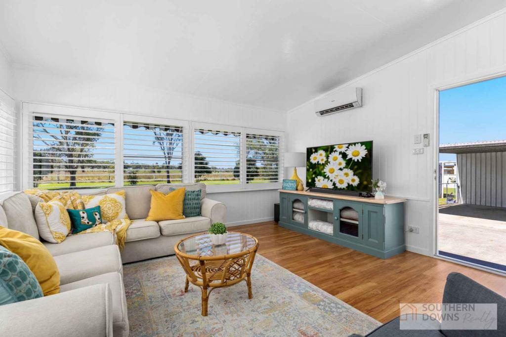 11 Bernecker St, Warwick, QLD 4370