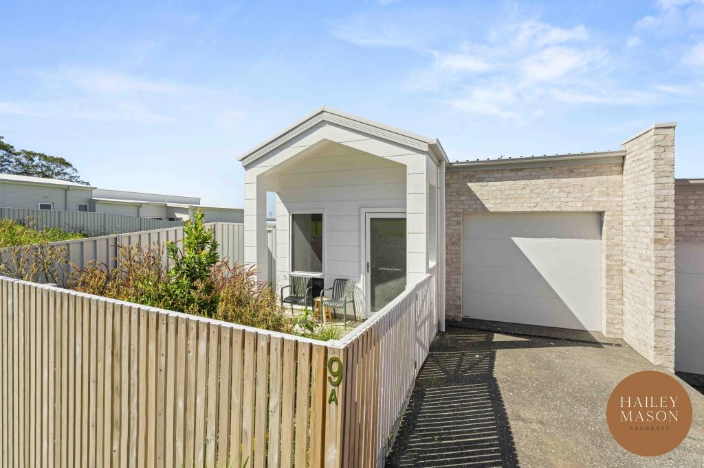 9a Downwind St, Badagarang, NSW 2540