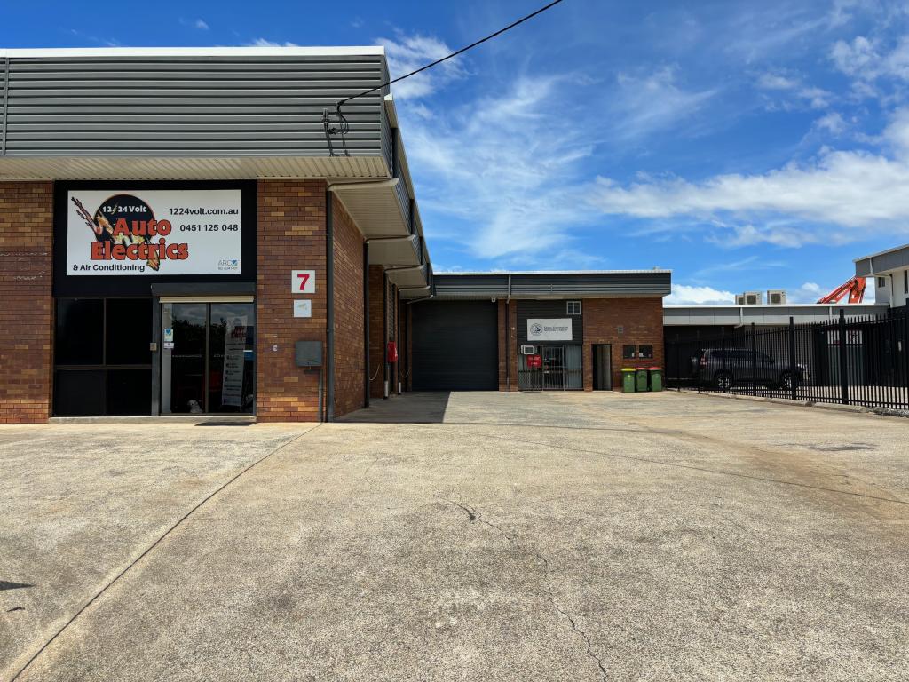 2/7 VERONICA ST, CAPALABA, QLD 4157