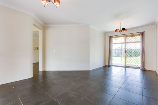 8 Nolan Pl, Calamvale, QLD 4116