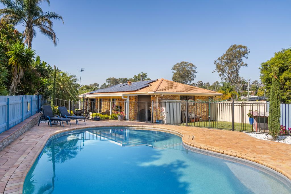 4 Mezen Ct, Petrie, QLD 4502