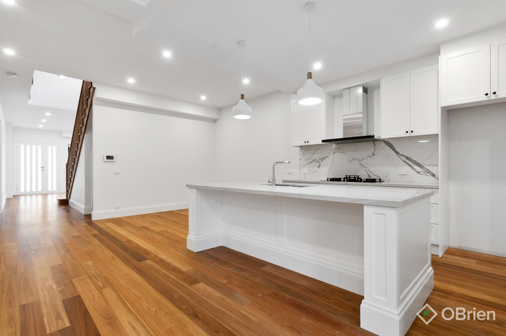 20 Delacombe Dr, Vermont South, VIC 3133