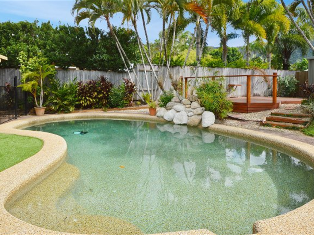 11 Beaver St, Clifton Beach, QLD 4879