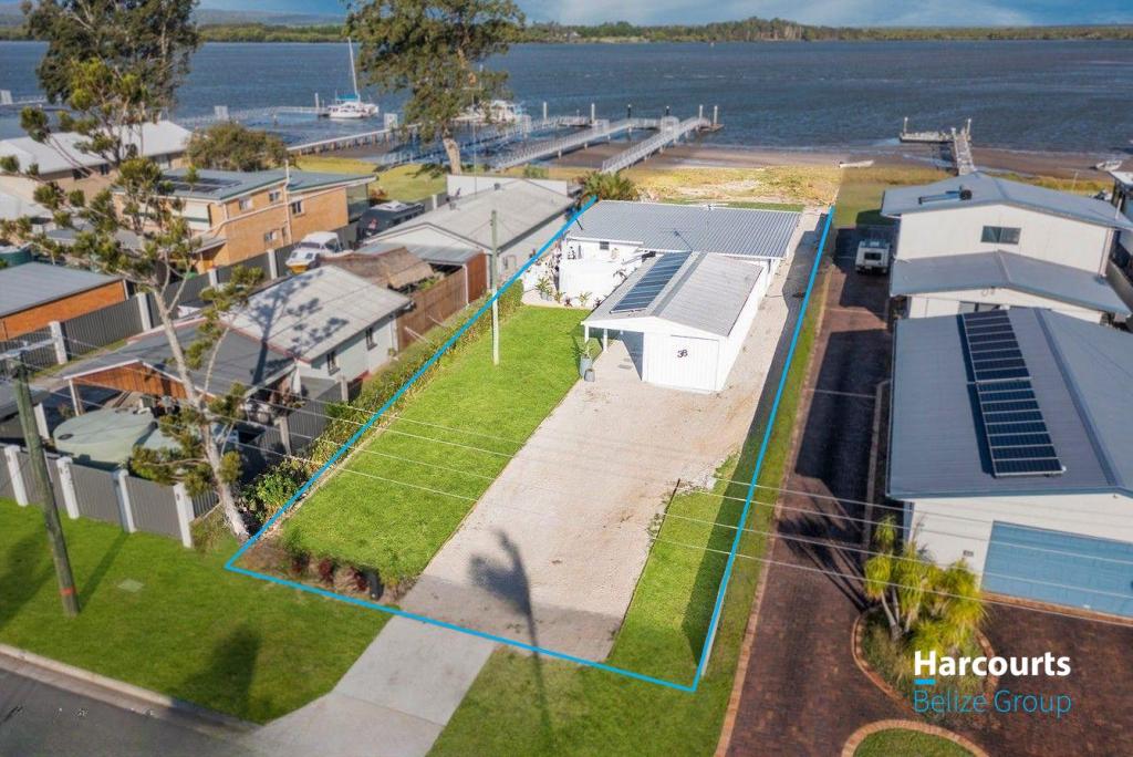 38 WARANA AVE, STEIGLITZ, QLD 4207