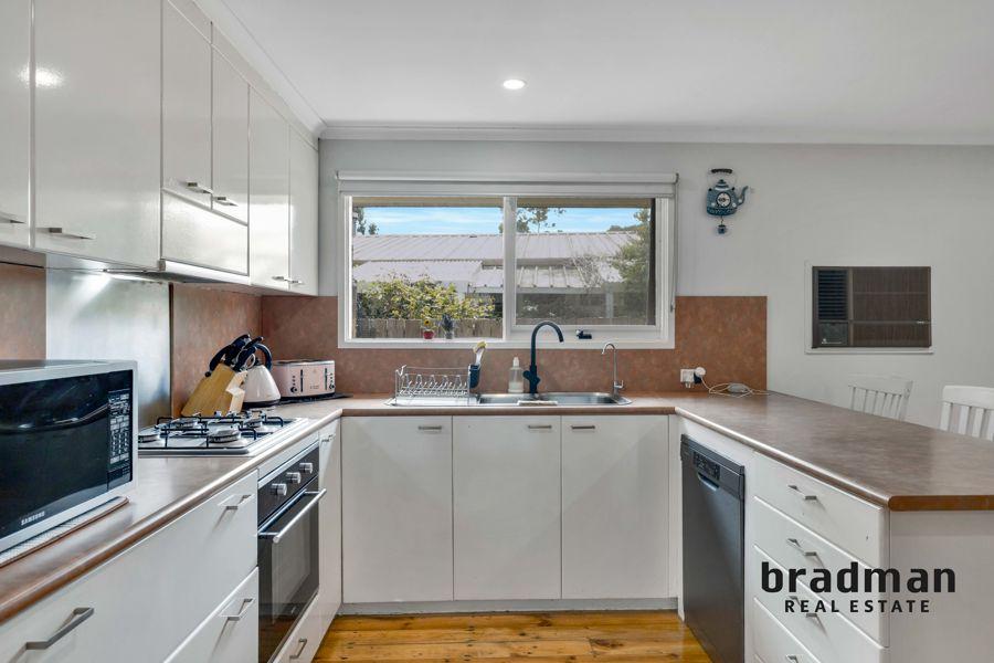 4B STANLEY ST, WALLAN, VIC 3756