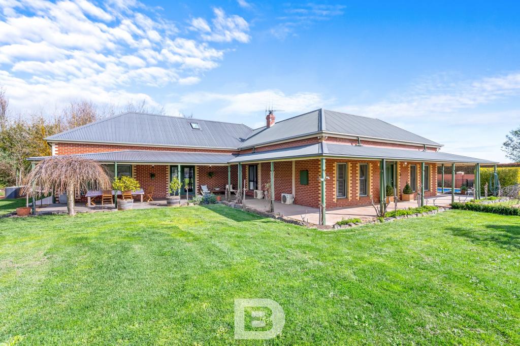 24 Kronks Lane, Woodend North, VIC 3442