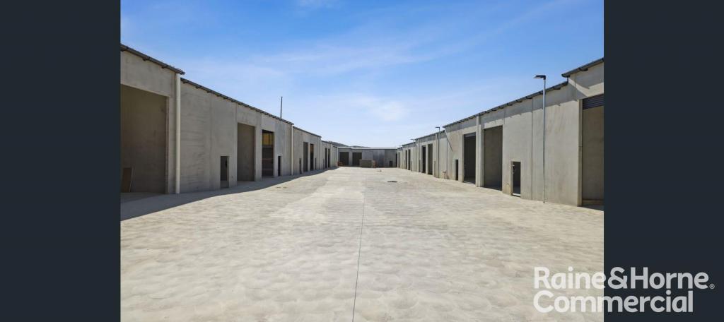 E04/23 Paspaley St, Hume, ACT 2620