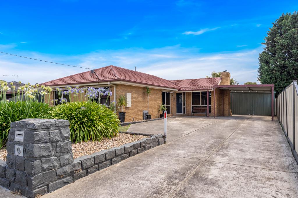 33 Farnborough Ave, Craigieburn, VIC 3064