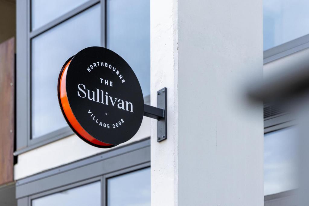 504/100 De Burgh St, Lyneham, ACT 2602