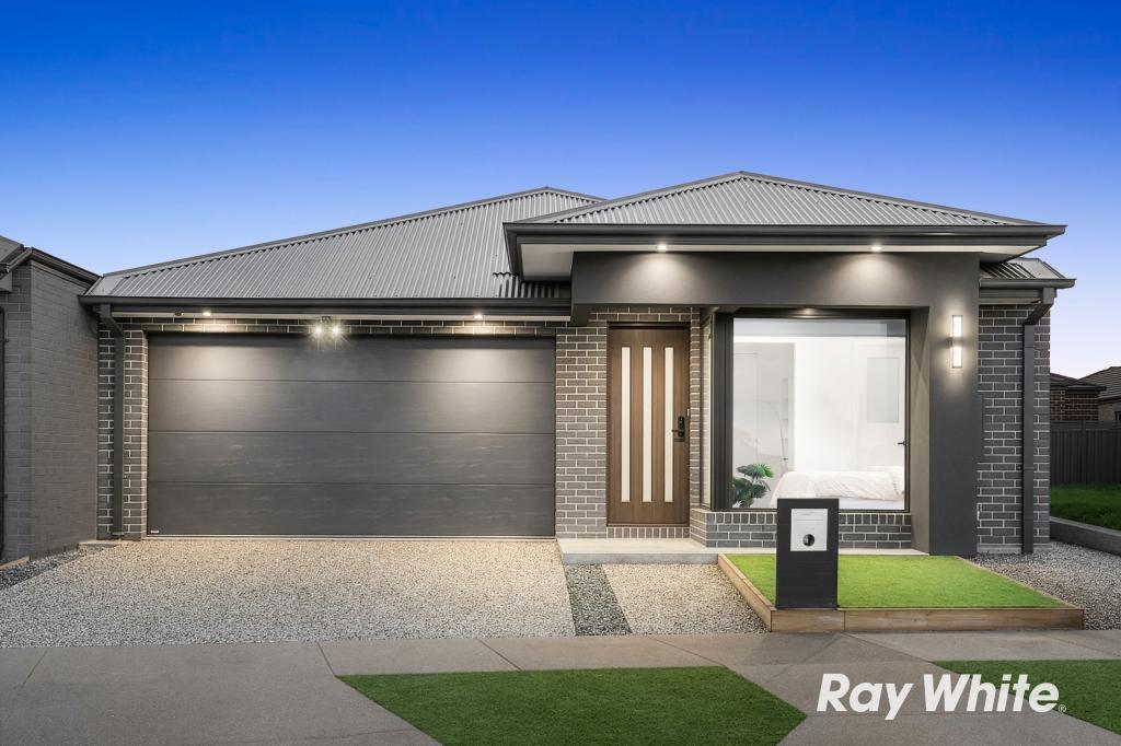 27 Wombargo Cres, Wollert, VIC 3750