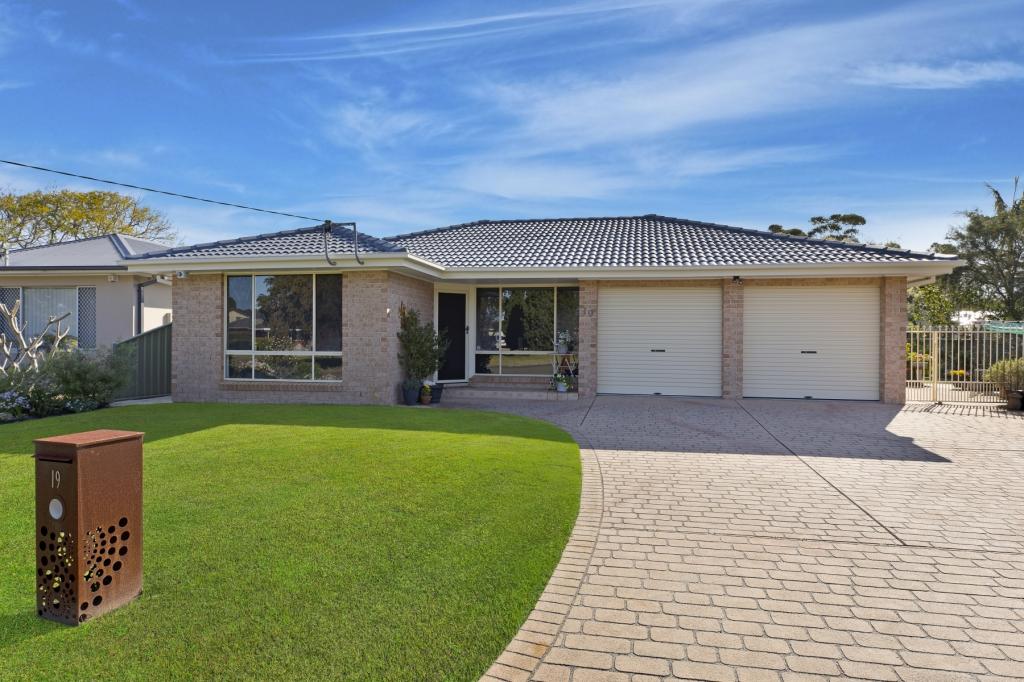 19 Sonter Ave, Woy Woy, NSW 2256