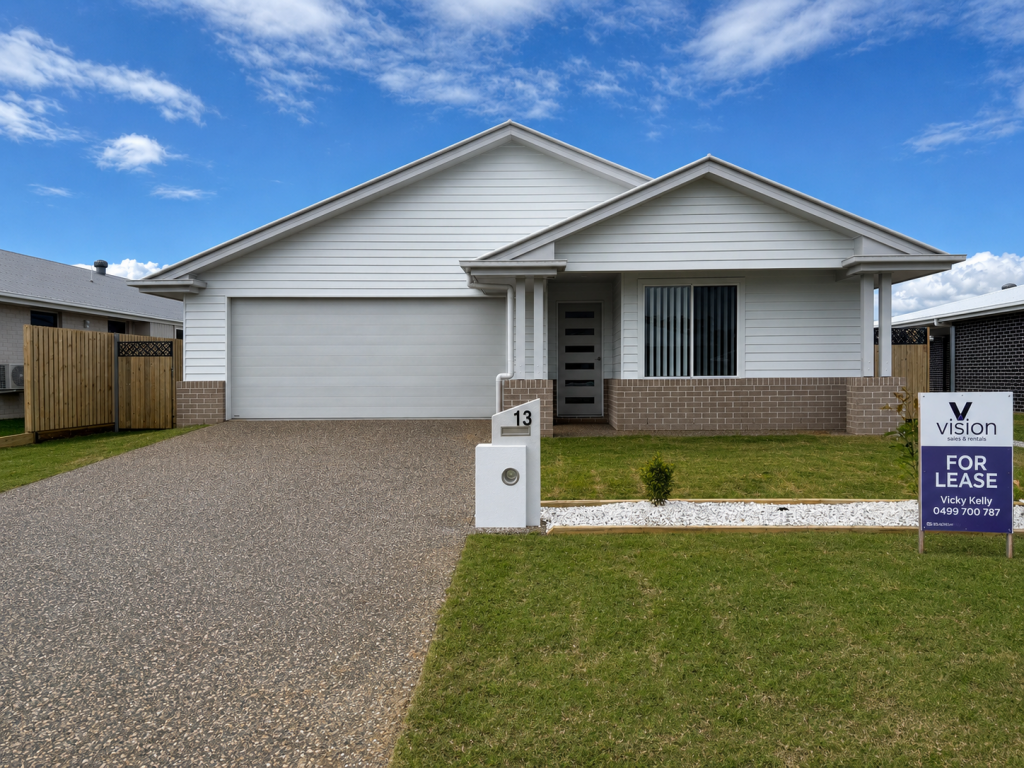 13 Hazelwood St, Wondunna, QLD 4655