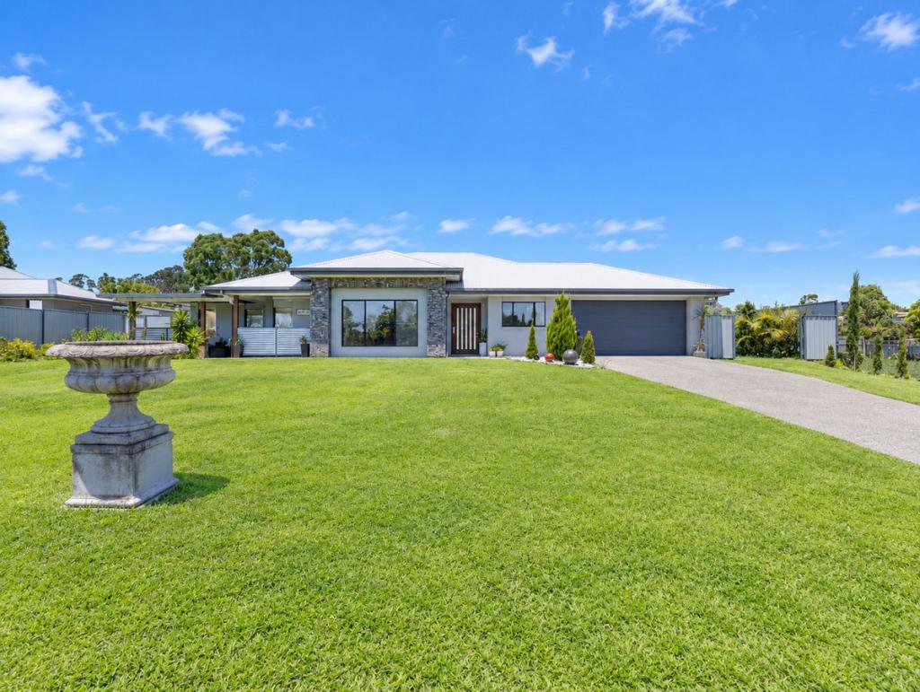 138-140 Cove Bvd, River Heads, QLD 4655
