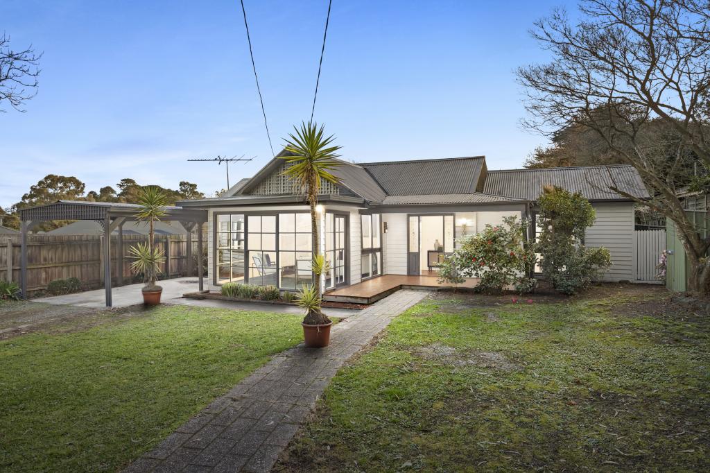 14 Liverpool Rd, Kilsyth, VIC 3137