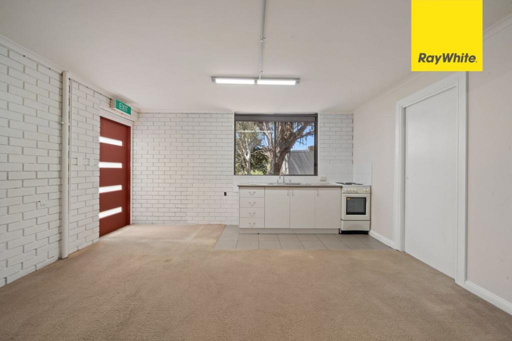 82 Archibald St, Lyneham, ACT 2602