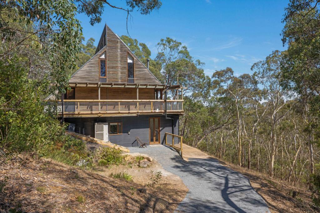 122 Sheoak Rd, Crafers West, SA 5152