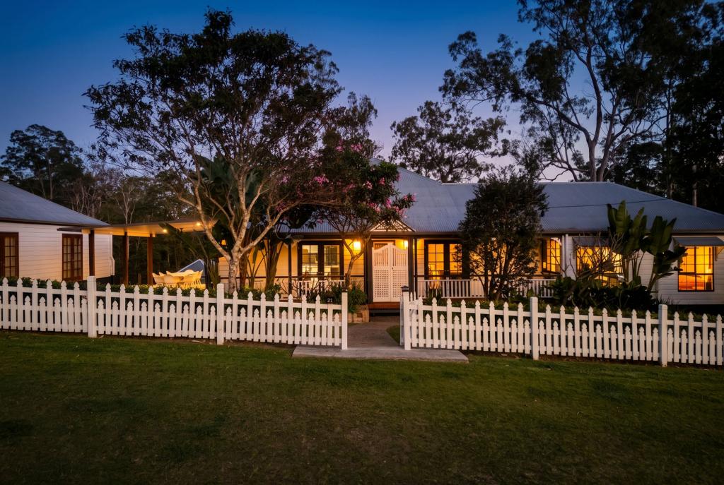 21 Harry Mills Dr, Worongary, QLD 4213