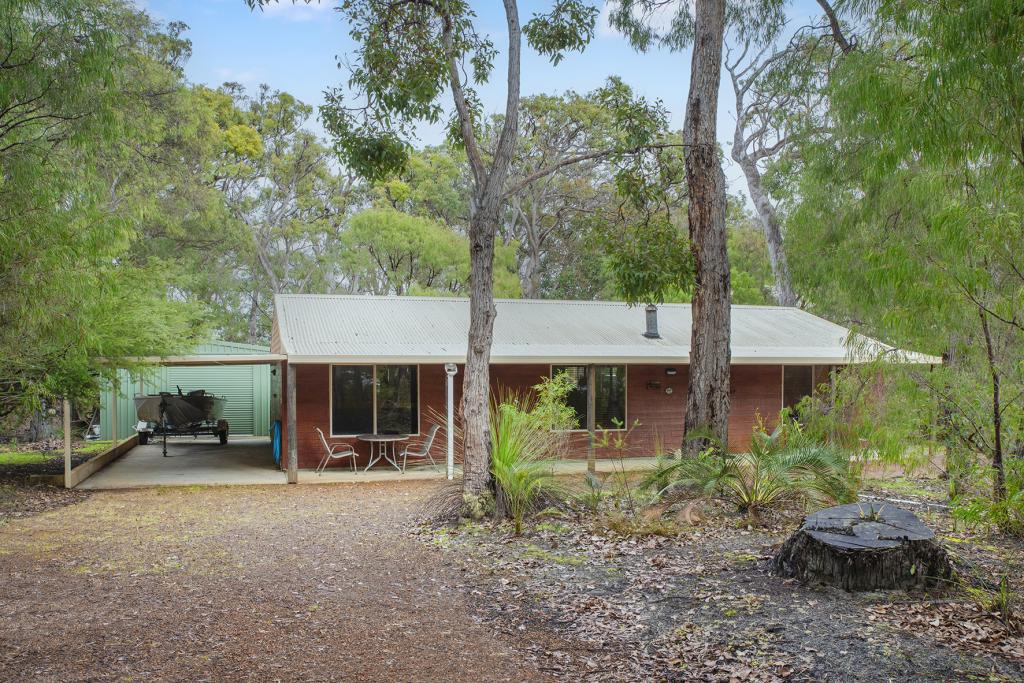 21 Flora Gr, Molloy Island, WA 6290